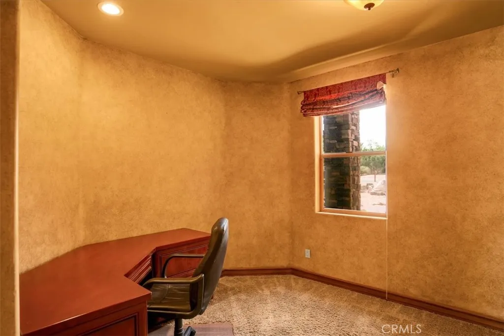 57934 Juarez Drive, Yucca Valley, California 92284 home-pic-34