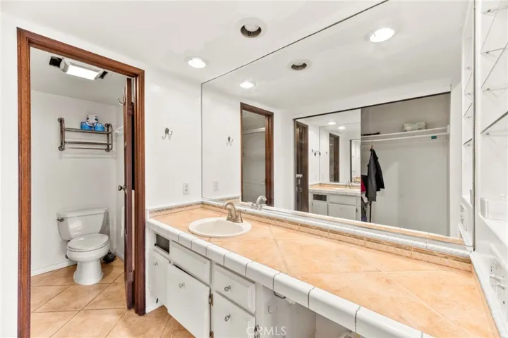 5715 Baltimore Drive 35, La Mesa, California 91942