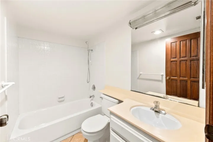 5715 Baltimore Drive 35, La Mesa, California 91942