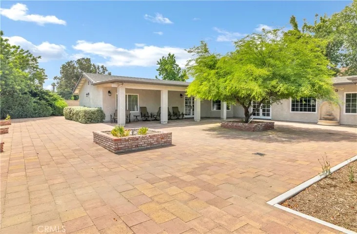 3890 English, Hemet, California 92544