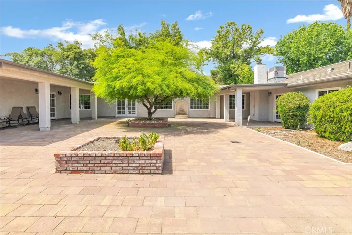 3890 English, Hemet, California 92544