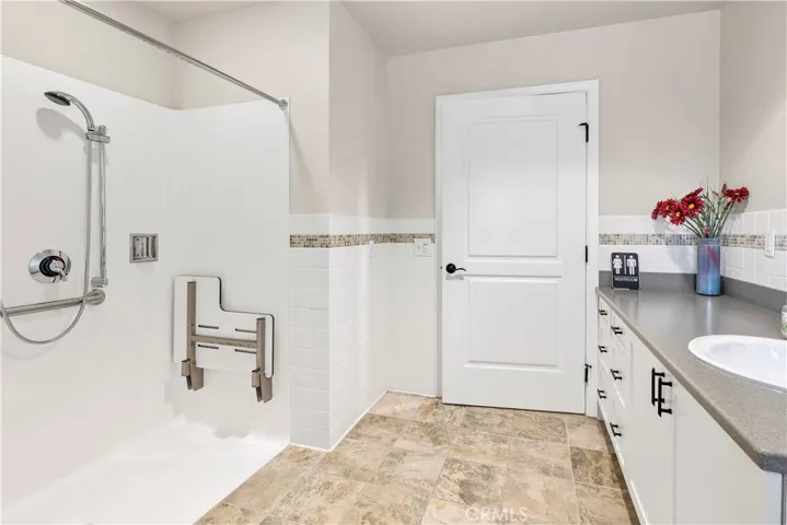 3890 English, Hemet, California 92544