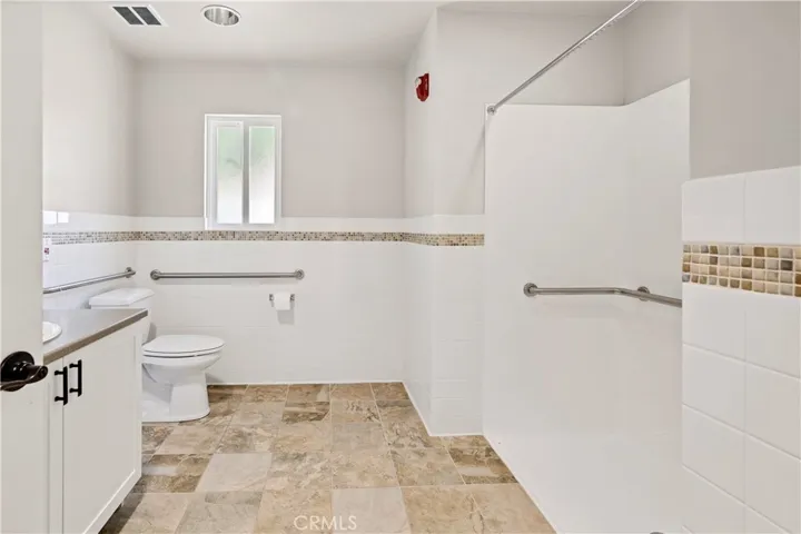 3890 English, Hemet, California 92544
