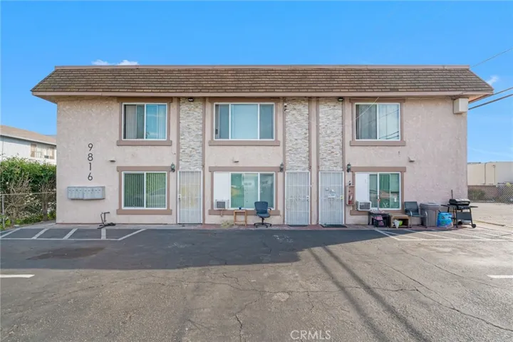 9816 Park Street, Bellflower, California 90706