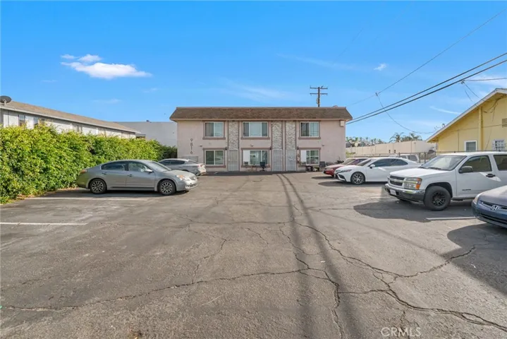 9816 Park Street, Bellflower, California 90706