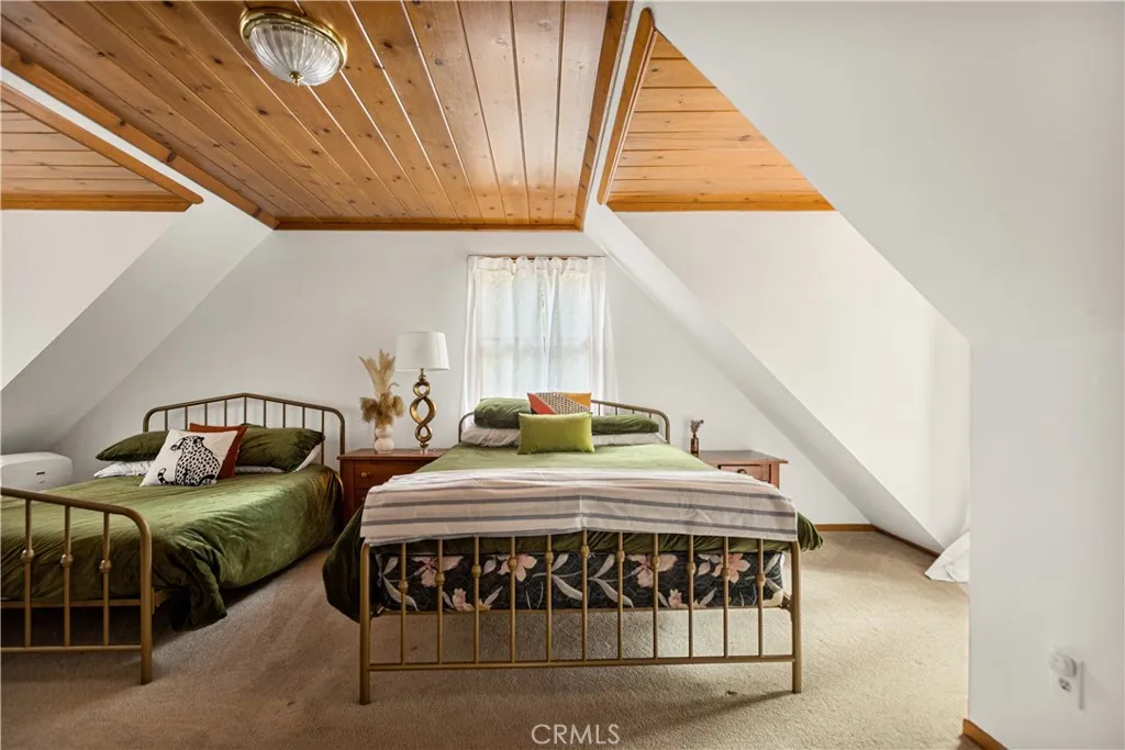 664 Yukon Road, Green Valley Lake, California 92341 home-pic-9