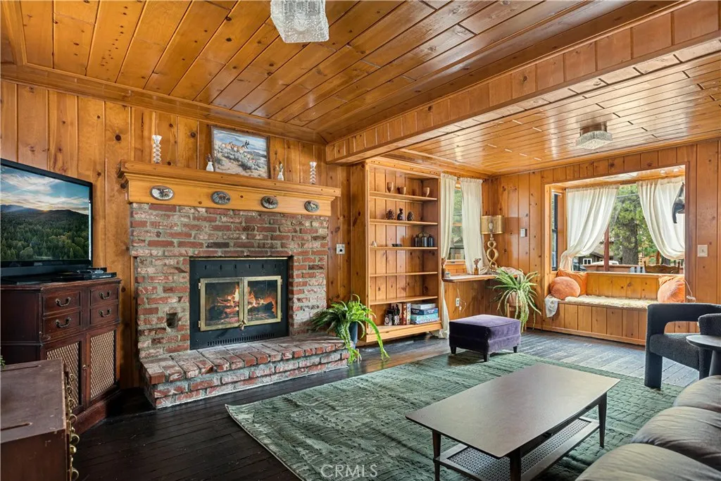 664 Yukon Road, Green Valley Lake, California 92341 home-pic-1