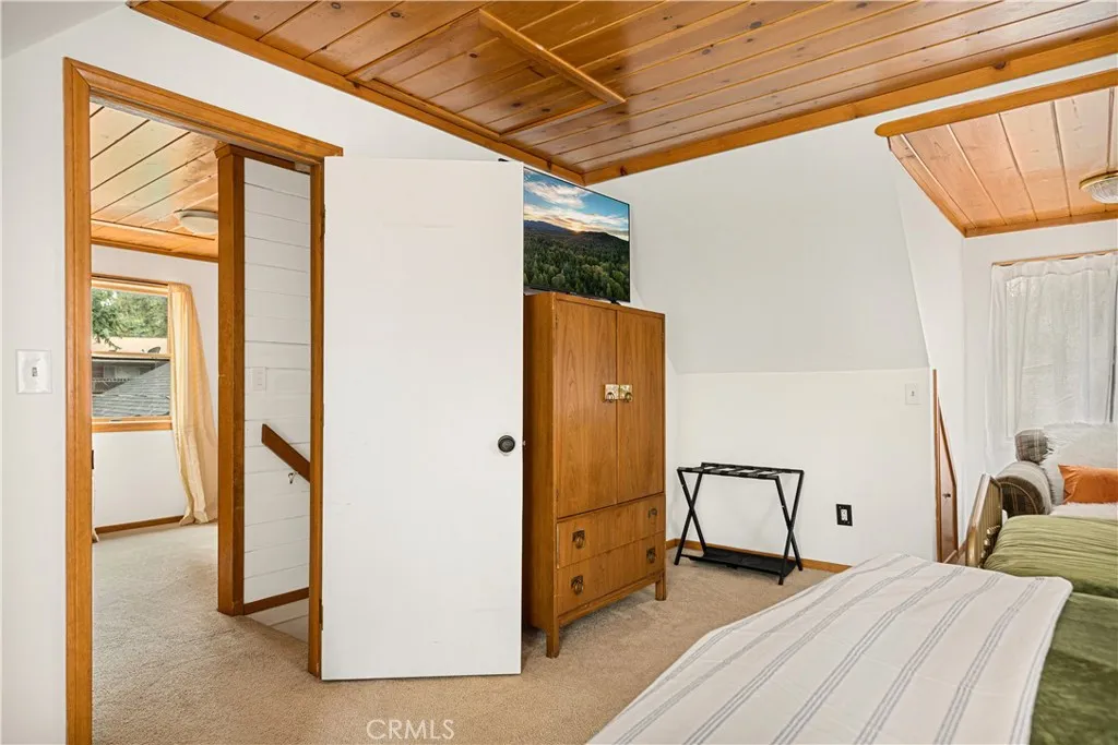 664 Yukon Road, Green Valley Lake, California 92341 home-pic-14