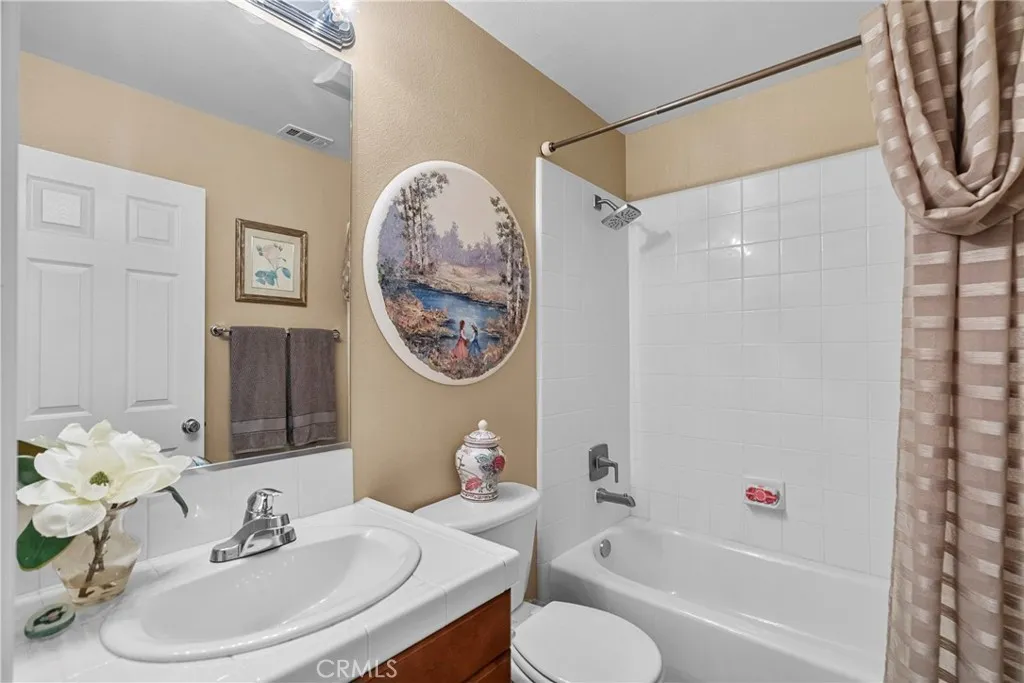 30444 Hidden Valley Court, Castaic, California 91384 home-pic-17