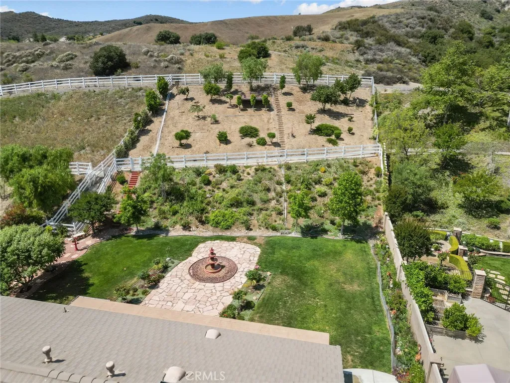 30444 Hidden Valley Court, Castaic, California 91384 home-pic-3