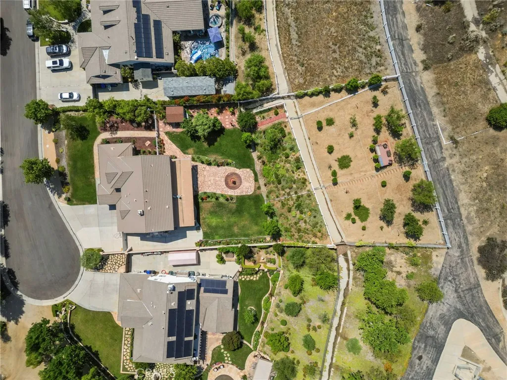 30444 Hidden Valley Court, Castaic, California 91384 home-pic-8