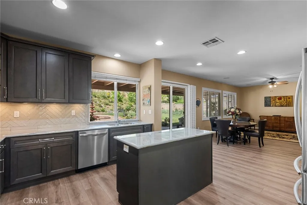 30444 Hidden Valley Court, Castaic, California 91384 home-pic-24
