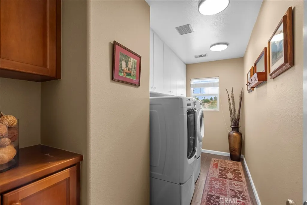 30444 Hidden Valley Court, Castaic, California 91384 home-pic-44