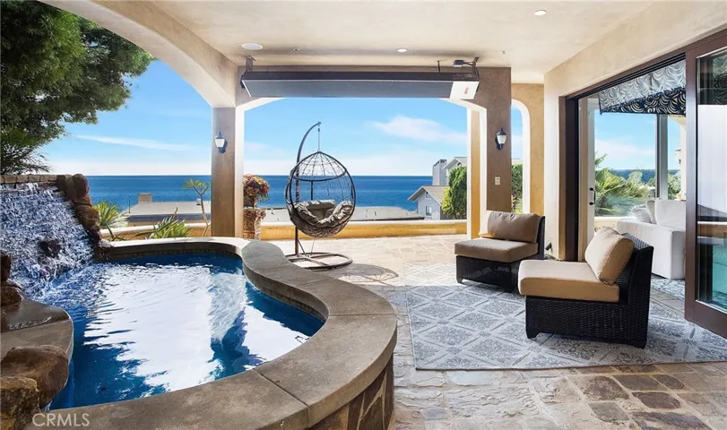 840 Canyon View Drive, Laguna Beach, California 92651
