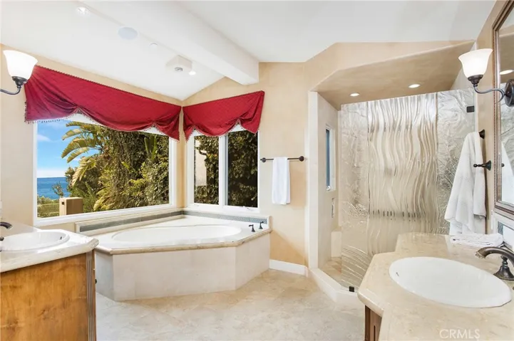 840 Canyon View Drive, Laguna Beach, California 92651