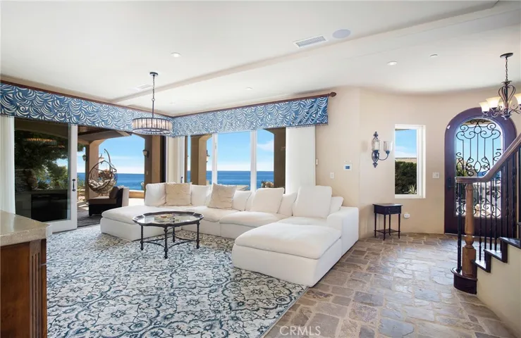 840 Canyon View Drive, Laguna Beach, California 92651