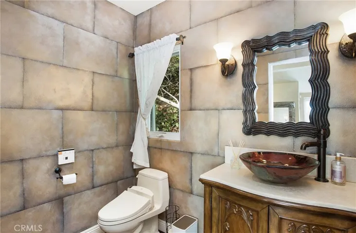 840 Canyon View Drive, Laguna Beach, California 92651