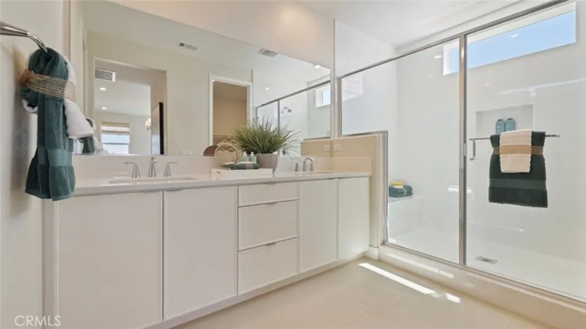 Photos shown are of model only- not actual homesite.