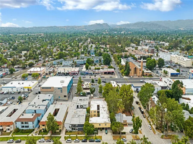 7049 Vassar Avenue, Canoga Park, California 91303