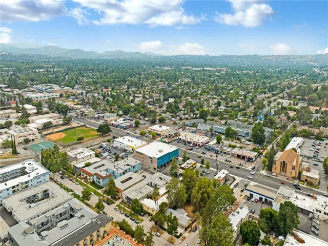 7049 Vassar Avenue, Canoga Park, California 91303