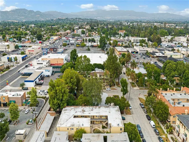 7049 Vassar Avenue, Canoga Park, California 91303