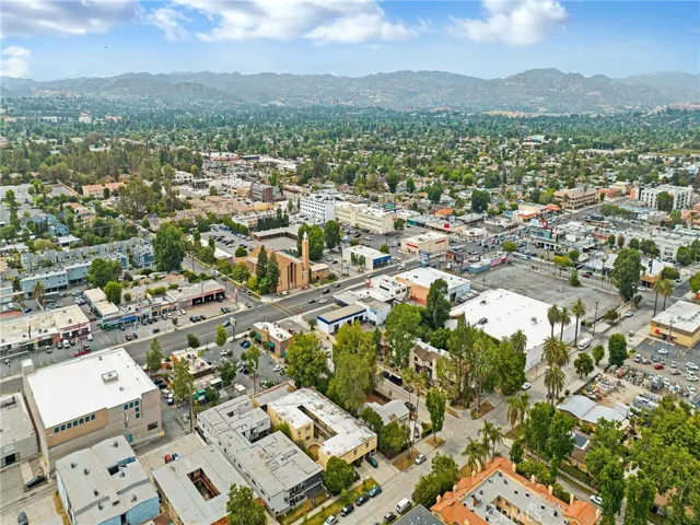 7049 Vassar Avenue, Canoga Park, California 91303