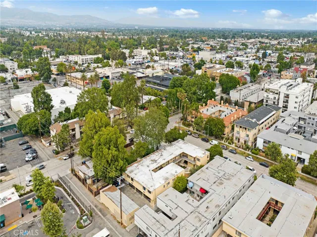 7049 Vassar Avenue, Canoga Park, California 91303