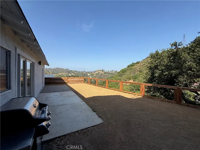 8515 Crescent Drive, Los Angeles, California 90046