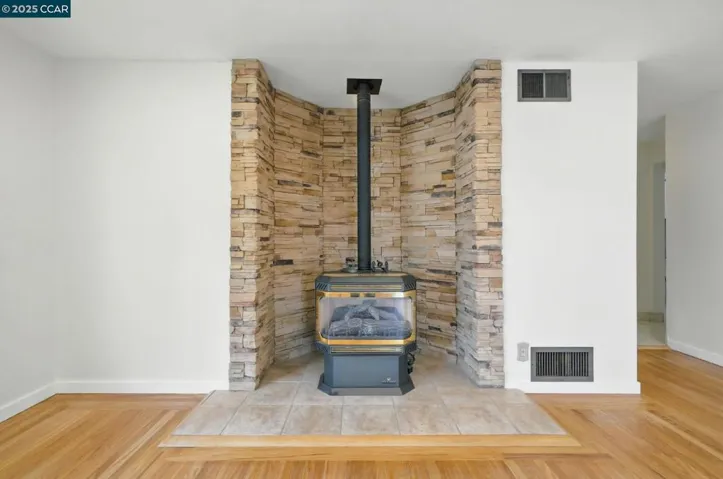 288 El Camino Dr, Pittsburg, California 94565