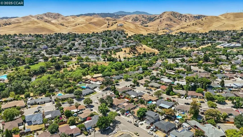 288 El Camino Dr, Pittsburg, California 94565