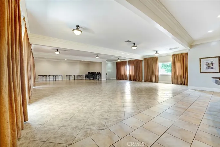 20235 Cohasset Street 6, Winnetka, California 91306