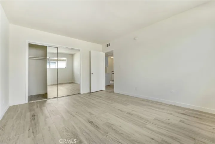 20235 Cohasset Street 6, Winnetka, California 91306