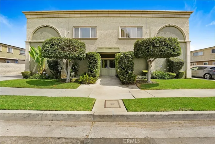 20235 Cohasset Street 6, Winnetka, California 91306
