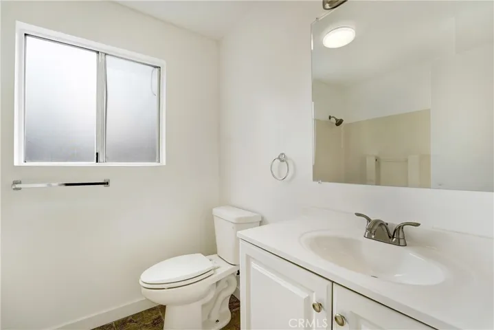 20235 Cohasset Street 6, Winnetka, California 91306