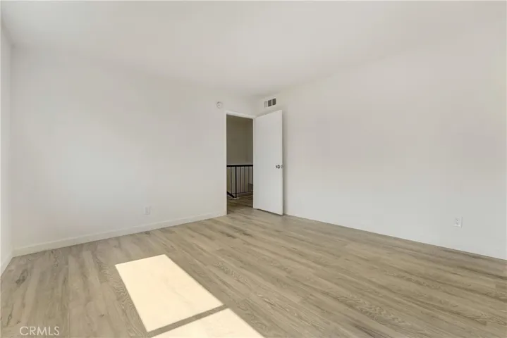 20235 Cohasset Street 6, Winnetka, California 91306