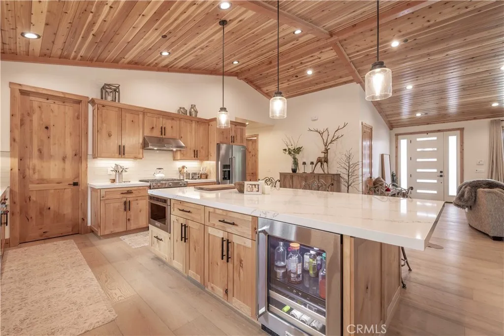 1635 Shenandoah Way, Big Bear City, California 92314 — photo 4