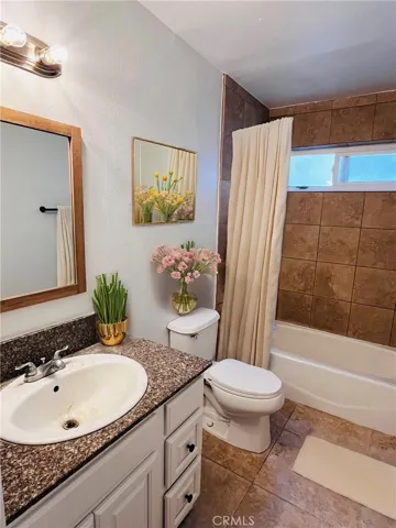 17082 Emerald Lane, Huntington Beach, California 92647