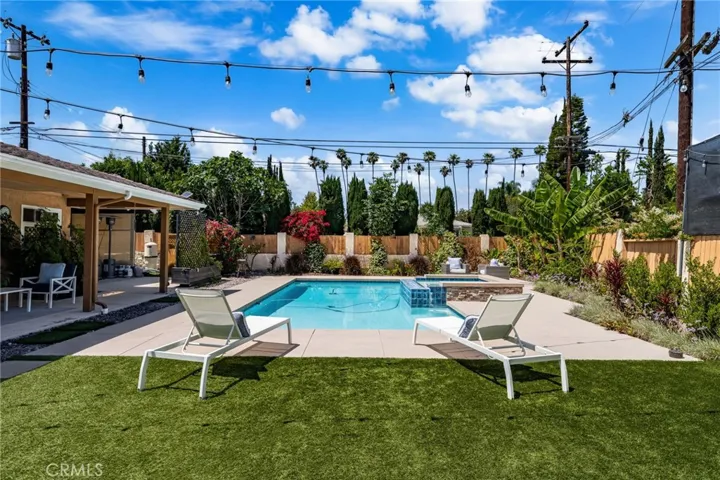 321 W Hermosa Drive, Fullerton, California 92835