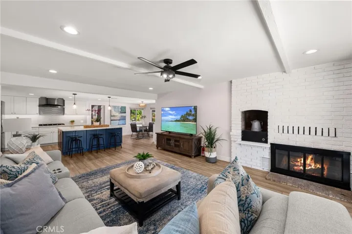 321 W Hermosa Drive, Fullerton, California 92835