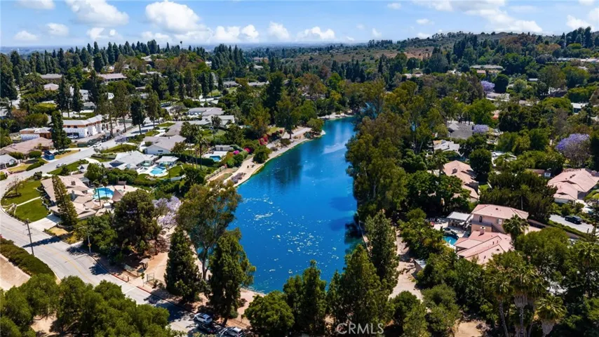 321 W Hermosa Drive, Fullerton, California 92835