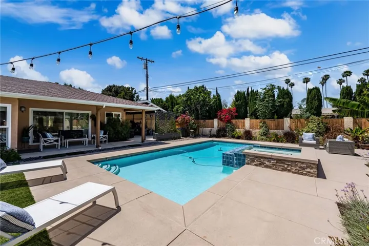 321 W Hermosa Drive, Fullerton, California 92835