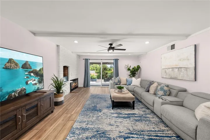 321 W Hermosa Drive, Fullerton, California 92835