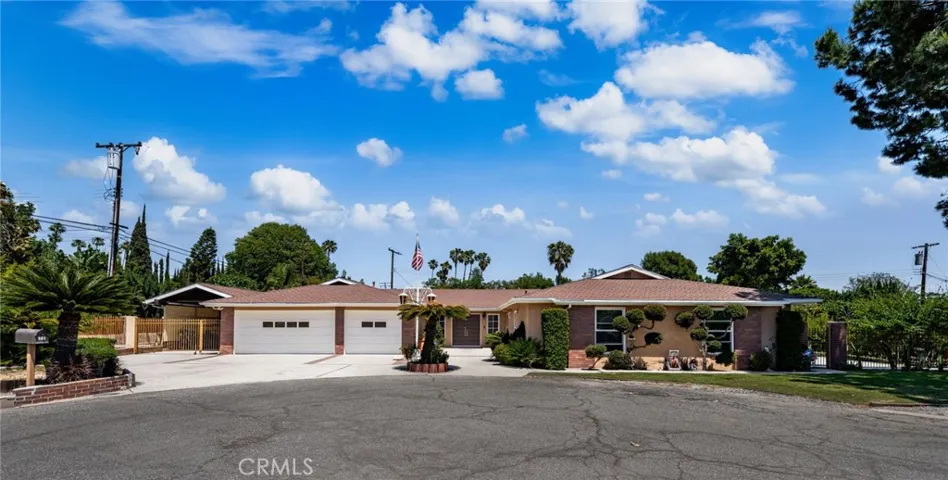 321 W Hermosa Drive, Fullerton, California 92835