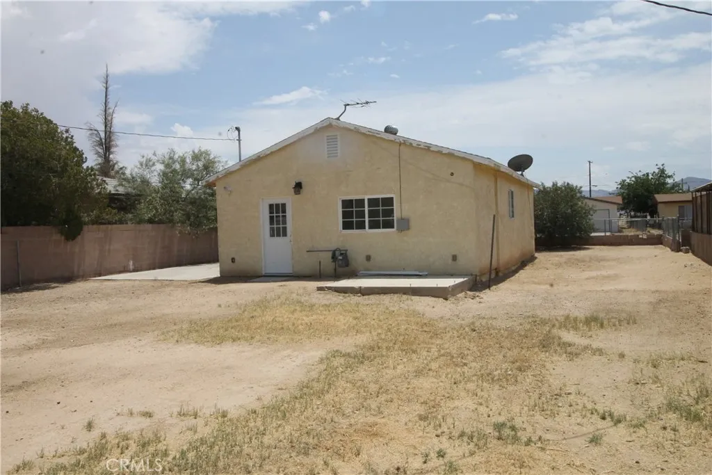 509 E Williams Street, Yermo, California 92398 home-pic-3