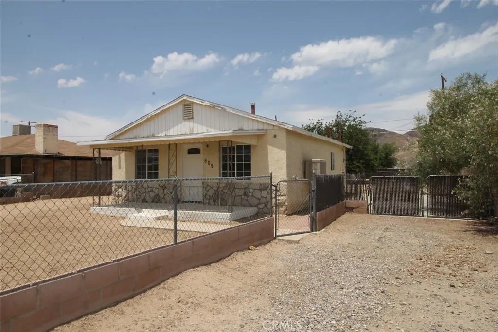 509 E Williams Street, Yermo, California 92398 home-pic-1