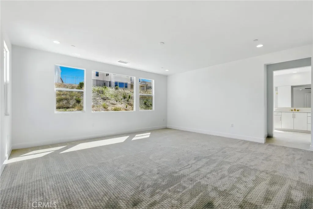 24186 N Camino Cascada, Valencia, California 91354 home-pic-14