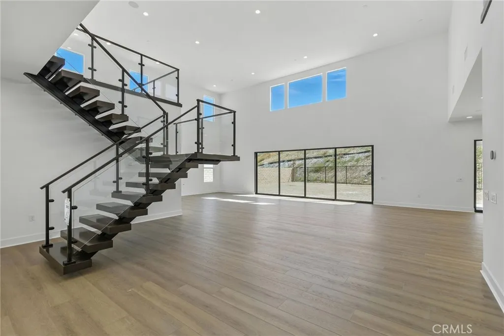 24186 N Camino Cascada, Valencia, California 91354 home-pic-3