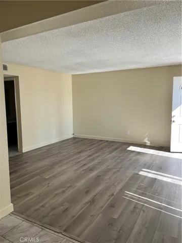 1040 May Lane, Barstow, California 92311