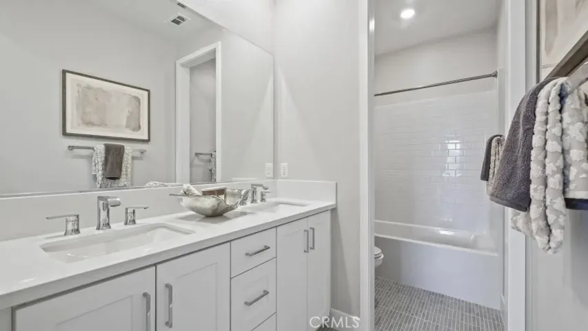 Photos shown are of model only- not actual homesite.