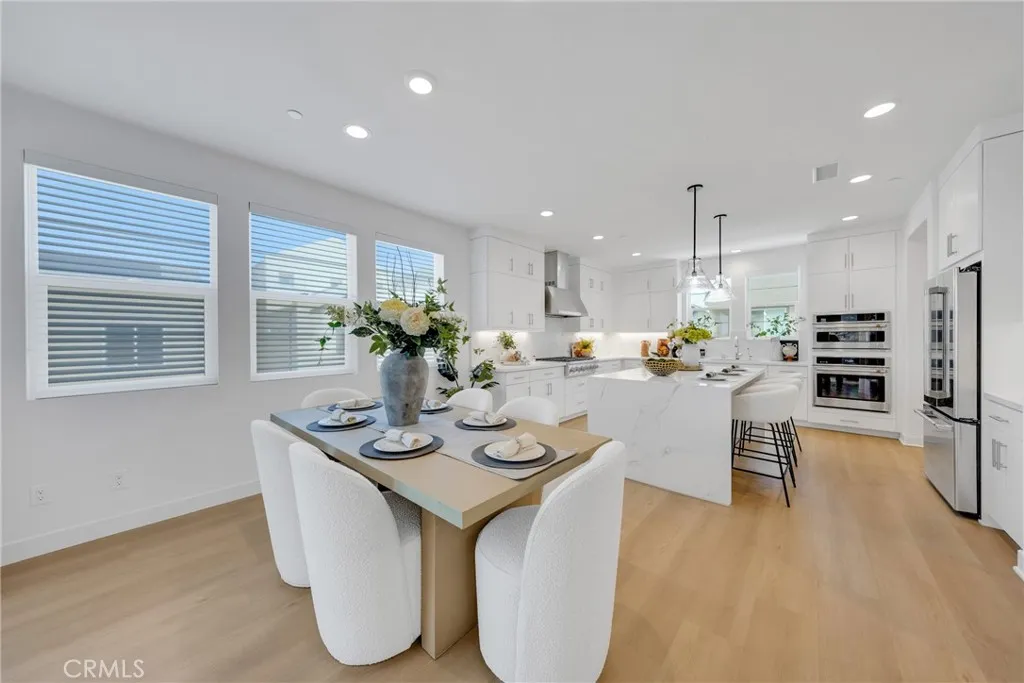 251 Tank, Irvine, California 92618 home-pic-19